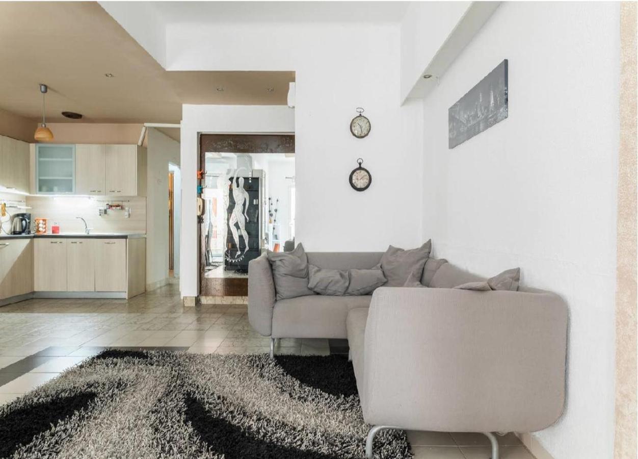 2Bd- Perfect Location With Square View Apartment Thessaloniki Exterior photo